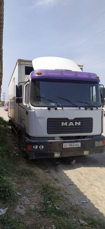 Другие Автомобили: MAN 2002