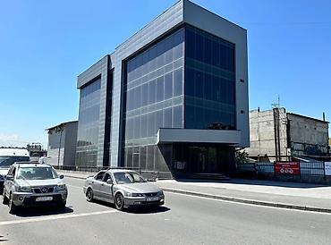 Сдаю Офис целиком: 220 м², В административном здании, С ремонтом, С парковкой