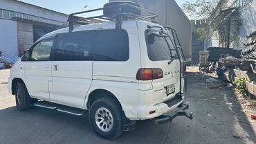 печка на солярке: Mitsubishi Delica: 2000 г., 3 л, Автомат, Газ, Минивэн