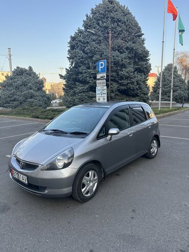 Honda: Honda Fit: 2003 г., 1.3 л, Вариатор, Бензин, Хэтчбэк