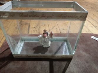 Pərdə və jalüzlər: Başlıq: Çox yaxşi vəziyətdədi sadəcə 5₼. очень в хорошом Təsvir: Şüşə