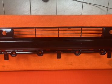 Бамперы и комплектующие: Бампер Toyota — 8