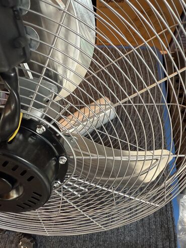 Воздуходувка: Вентилятор Adler, Настольный, Лопастной — 8