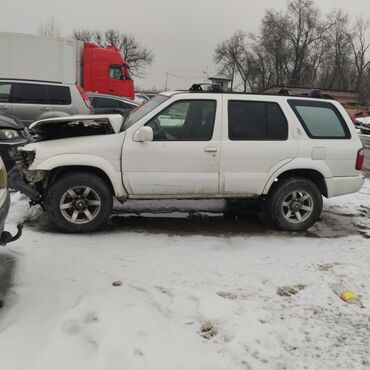 машина гонка: Infiniti QX4: 2001 г., 3.5 л, Автомат, Газ, Жол тандабас