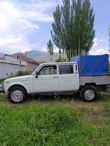 мотороллер муравей с кабиной цена: ВАЗ (ЛАДА) 4x4 Нива: 2004 г., 1.6 л, Механика, Бензин, Пикап