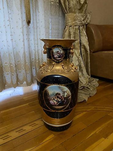 Вазы: Одна ваза, Фарфор — 2