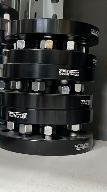 Другие автозапчасти: Проставки Большой выбор колесных проставок, центровочных колец, блины — 2