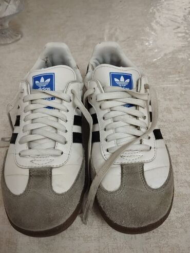 Women's Sneakers and athletic shoes: Ölçü: 38, rəng - Ağ, İşlənmiş — 9