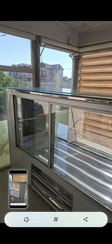 Холодильное оборудование: Şüşəli vitrin soyuducu satılır. Model üfüqi quruluşdadır və həm üst — 4