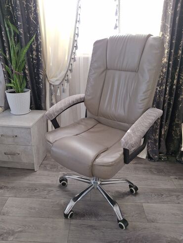 кресло кровать купить бишкек: Офис креслолор, Дөңгөлөктүү, түсү - Саргыч боз, Экокожа