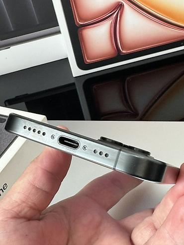 a17: IPhone 15 Pro, Новый, 256 ГБ, Black Titanium, Зарядное устройство, Чехол, Коробка, В рассрочку, 79 % — 4