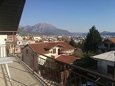 vrste bisona: Izdajem 2 apartmana po 70 m² u naselju Šušanj-Bar,sa pogledom na — 4