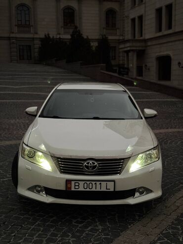 обмен 16: Toyota Camry: 2014 г., 2.5 л, Типтроник, Бензин, Седан