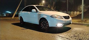 Daewoo: Daewoo Gentra: 1.5 l | 2014 il Sedan — 5