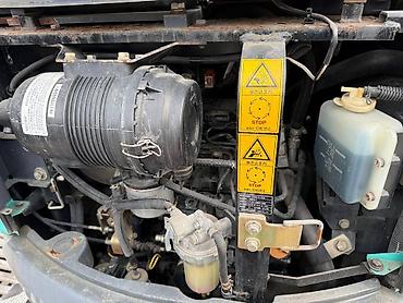 Экскаваторы: Экскаватор, Гусеничный — 9