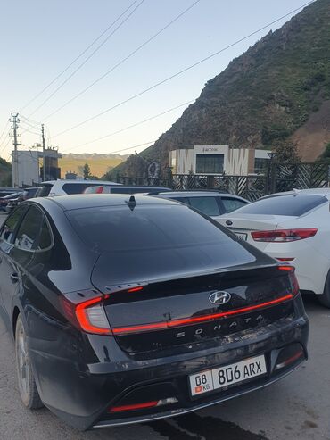 срочно продаю афто: Сдаю в аренду 
2200
на такси 
долгий срок