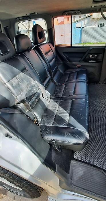 седенья: Mitsubishi Pajero: 2003 г., 3.2 л, Автомат, Дизель, Внедорожник — 5