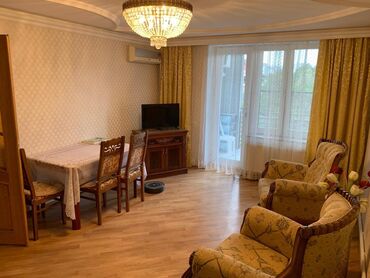 Digər kitablar və jurnallar: Ev yerləşir Avropa otelində üz bəüz İzmir küçəsi 9 da yerləşir