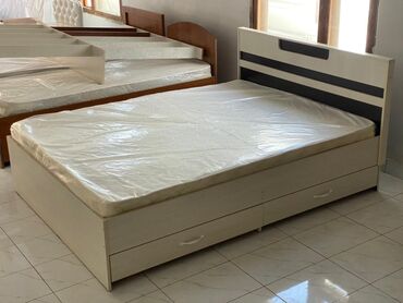 Спальные гарнитуры: Двуспальная Кровать, Новый
