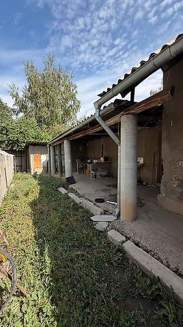 слив котетж: 📍 В Сокулуке верхняя зона продаётся трёхуровневый дом на участке 12 — 6