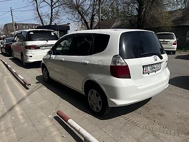 fit 2012: Honda Fit: 2002 г., 1.3 л, Автомат, Бензин, Хэтчбэк — 3