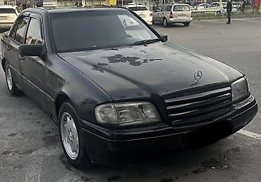 mercedes c190: Mercedes-Benz C 180: 1.8 l | 1994 il Sedan — 2