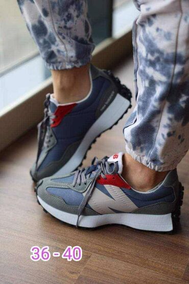 Patike: New Balance 327 patike

Novo
Brojevi 36 do 44

fb Moja Kupovina 1 — 19