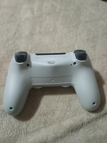 PS4 (Sony Playstation 4): Sony PlayStation 4 Slim konzola - Model: PS4 Slim (CUH serija), crna — 9