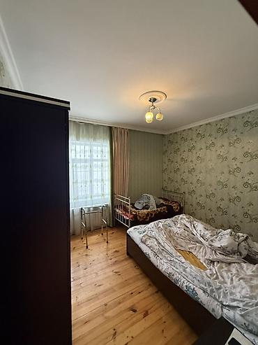 heyet evi bine: Ramana qəs. 3 otaqlı, 120 kv. m, Kredit yoxdur, Orta təmir — 5
