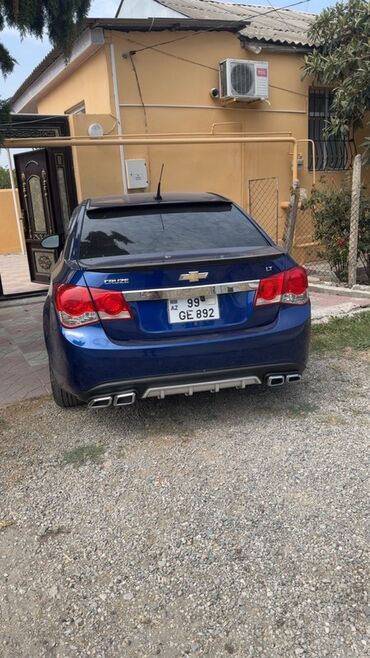 Chevrolet: Chevrolet Cruze: 1.4 l | 2012 il 241717 km Sedan — 5