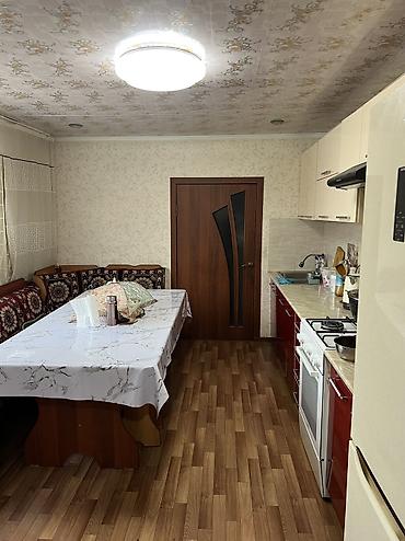 Продажа коттеджей и домов: + бизнес 6 квартир, угловой дом, ул. Крупская асфальтирована. В этом — 12