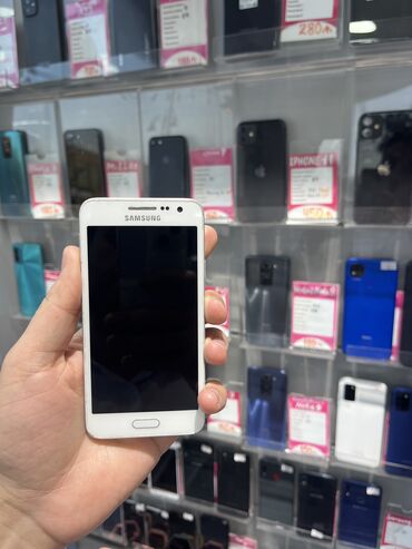 samsung a3: Samsung Galaxy A3, 16 ГБ