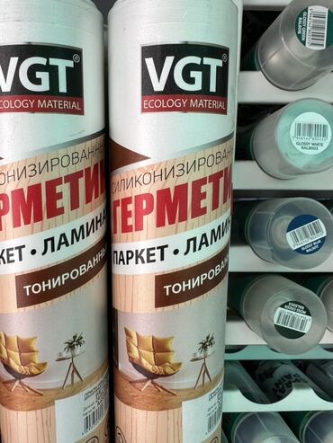 молдинг для стен: Силиконизированный герметик VGT предназначен для паркета и ламината