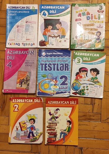 Kitablar, jurnallar, CD, DVD: Azərbaycan dili kitabları(biri 5 manat)