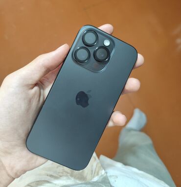 iphone xarab: IPhone 15 Pro, 256 GB, Qara, Simsiz şarj, Face ID