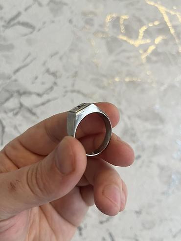 Üzüklər: Üzük, Gümüş, Qaşsız — 8