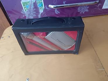 di box: Беспроводной микрофонный комплект PANASOUND HS-239S Состав набора: - — 8