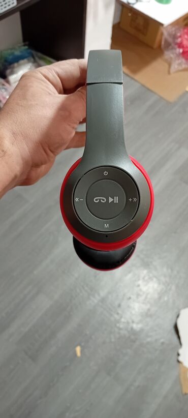 Qulaqcıqlar: Simsiz (Bluetooth) Qulaqcıqlar, rəng - Qırmızı