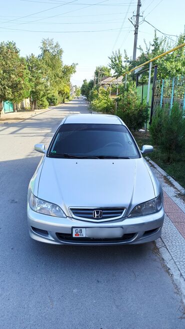 Honda: Honda Accord: 2002 г., 1.8 л, Механика, Бензин, Седан