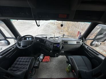 Тягачи: Тягач, Volvo, 2011 г., Тентованный — 12