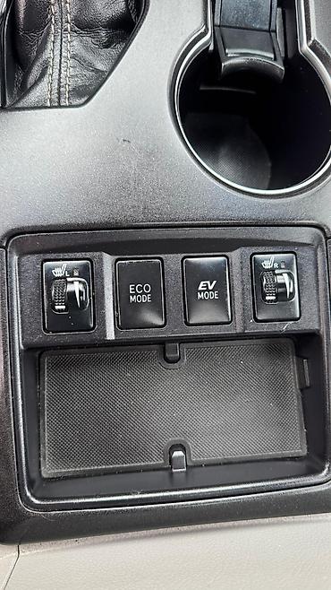 255 65 19: Toyota Camry: 2017 г., 2.5 л, Вариатор, Гибрид, Седан — 7