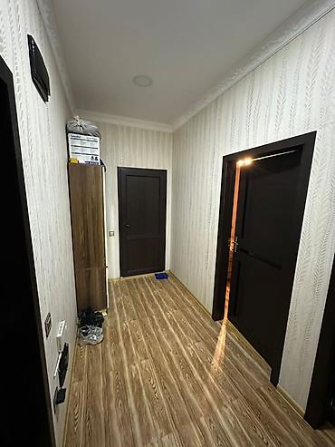 binede: 🏢 16 mərtəbəli yeni tikili binanın 11-cü mərtəbəsi 🛏️ 2 otaq 📐 60 kv.m — 6