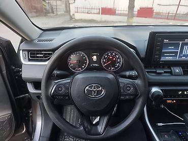 доп фара: Toyota RAV4: 2019 г., 2.5 л, Автомат, Бензин, Внедорожник — 10