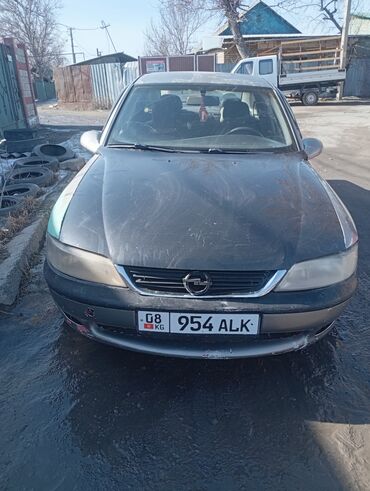 кузов на 2107: Opel Vectra: 1998 г., 1.6 л, Механика, Бензин, Седан