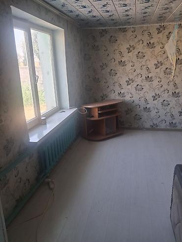 Продажа полдома: Продаю дом! Г.Кант с.Кировское Ул.Закира Авизова 64. участок 10 — 15