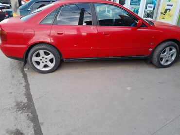 Audi: Audi A4: 1996 г., 2.6 л, Механика, Бензин, Седан