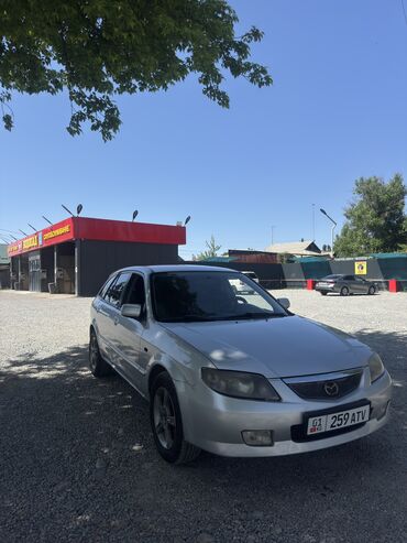 уна жугуч: Mazda 323: 2002 г., 1.6 л, Механика, Бензин, Хэтчбэк