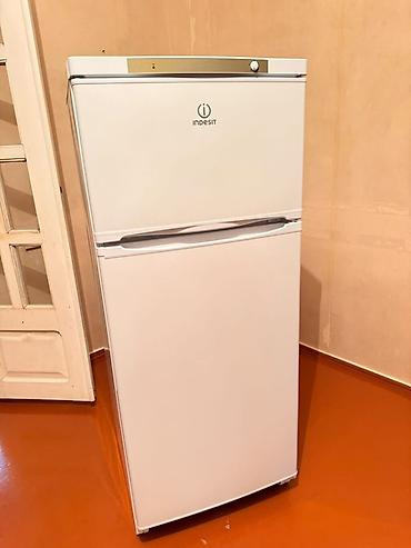 Soyuducular: İşlənmiş 2 qapılı Indesit Soyuducu Satılır, rəng - Ağ — 5