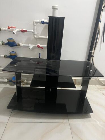TV altlığı: Televizor altligi