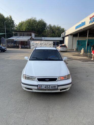 кичине машина: Daewoo Nexia: 2003 г., 1.5 л, Механика, Бензин, Седан